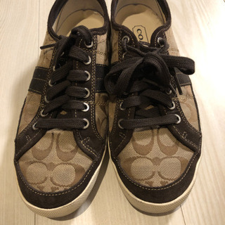 COACHスニーカーの画像