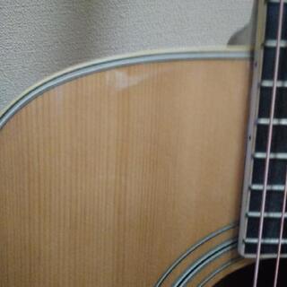 アコースティックギターの画像