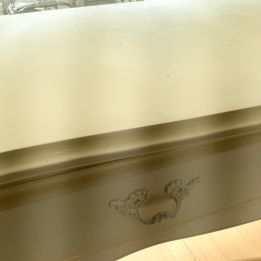 LAURA ASHLEY HOME(ローラアシュレイ)ローテーブル売ります！ 