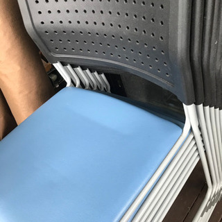 オフィス/教室　スタックチェア　8脚セットの画像
