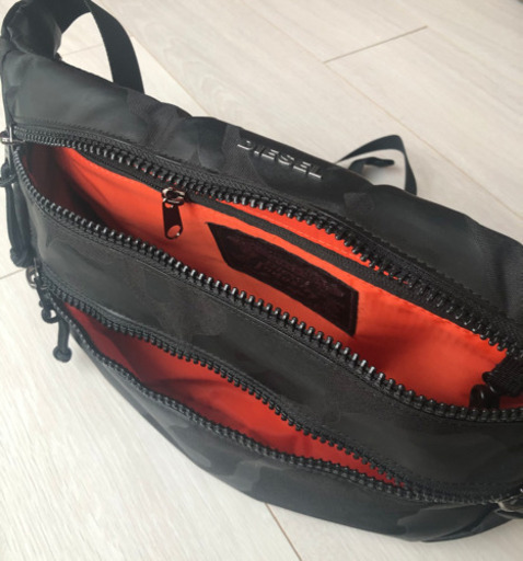 ★美品★DIESEL 迷彩柄 バッグ