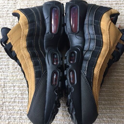即決☆レア！限定！♪新品未使用 NIKE ナイキスニーカー エアマックス９５ AIR MAX '95 ESSENTIAL 25.5ｃｍ 箱なし