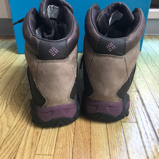 【中古】Columbia登山靴　24.5〜25センチの画像