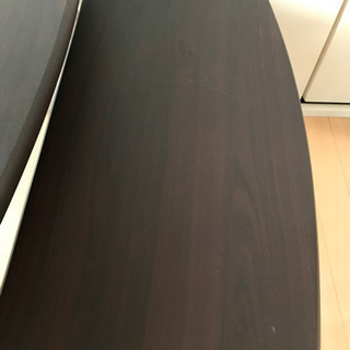 パソコンデスクの画像