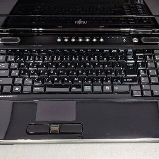 富士通ノートPC Core2 メモリー4GB HD500GB DVDドライブの画像