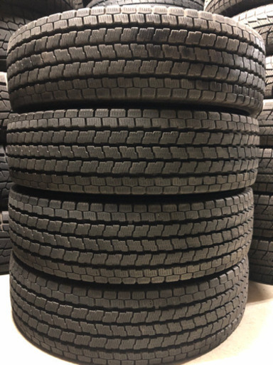 195/80R15 ほぼ新品　4本セット格安❣️ハイエース　キャラバン等に