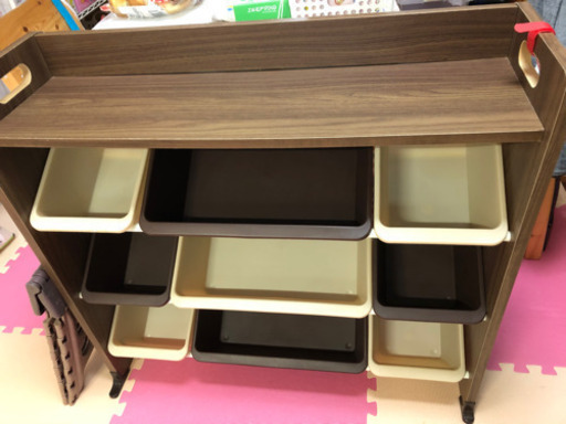 おもちゃ収納箱