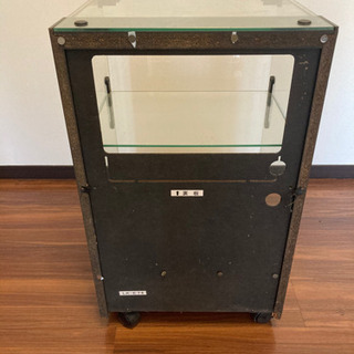 Victor オーディオ台？　ガラス製の画像