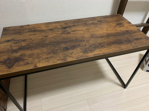 【美品】ニトリのキレイな木目調のテーブル