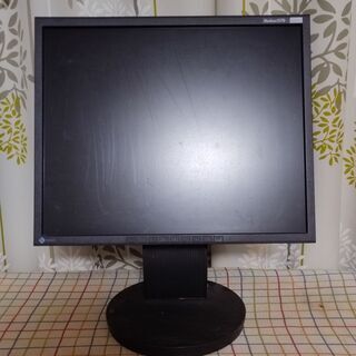 TFT　液晶モニター差し上げます