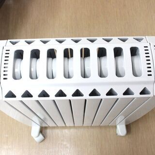デロンギ☆オイルヒーター☆DDQ0915☆1500W☆～10畳☆動作品☆説明書付き☆中古品☆DeLonghi☆　　【こちらは店舗です。浜村鹿野温泉ICから3分  買取本舗 宮本リサイクル  営業時間９～１９時  定休日水曜のみ←連絡できませんm(_ _)m】の画像