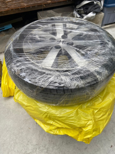 スタッドレスタイヤ