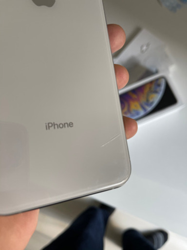 iPhone Xs Max Silver 256 GB SIMフリー