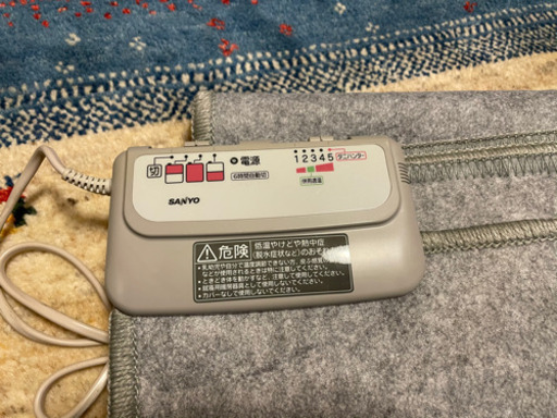 サンヨー　電気カーペット