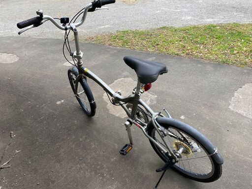 軽量折りたたみ自転車 アサヒサイクル Glamorous 20インチ シルバー