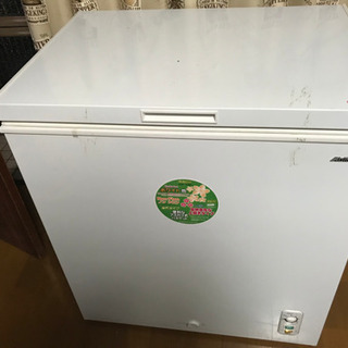 上開き式冷凍庫　145L
