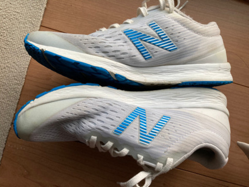 NBスニーカー25