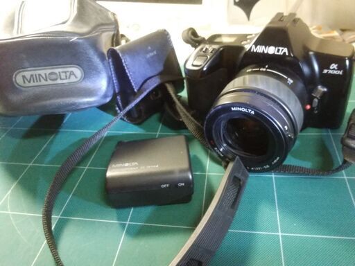 MINOLTA　一眼レフフィルムカメラ