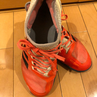 テニスシューズ　オールコート用　27.5センチの画像