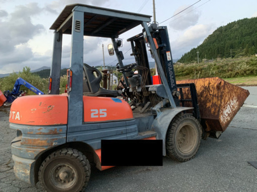 フォークリフト▲2.5t！FD25！ディーゼル！ヒンジ付き！バケット付き！