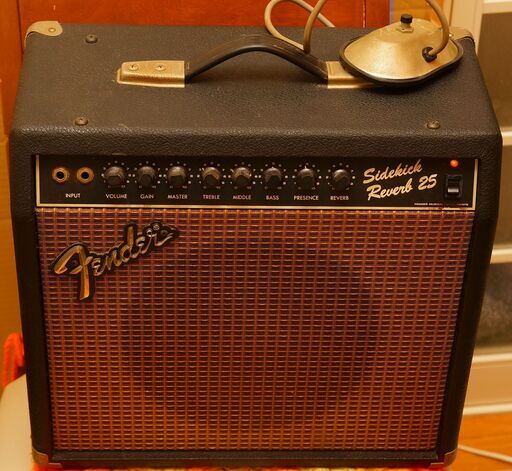 フェンダー アンプ　日本製 Fender sidekick reverb25 