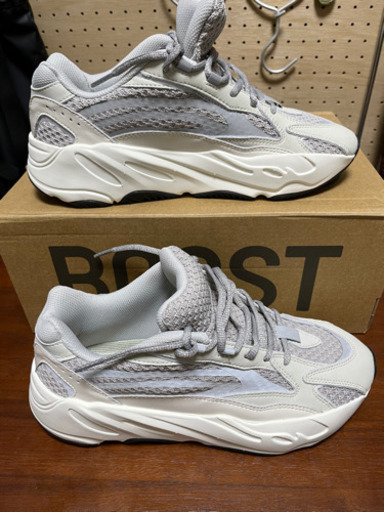yeezy boost 700 V2 static 26CM