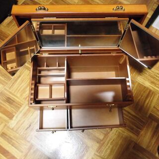 レトロな小型三面鏡　中古（美品）の画像