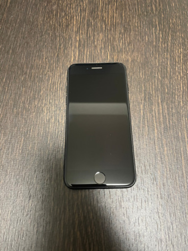 iPhone7 ジェットブラック 128GB SIMロック解除済 充電ケーブル付