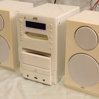 JVCケンウッド　CDコンポ　2013年製　CD動かずの画像