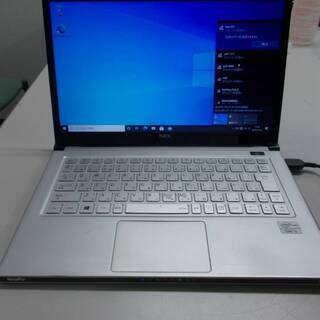 NEC軽量モバイルノートPC