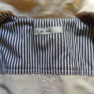 mi  deu　ハーフ・コートの画像