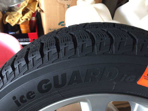 スタッドレスタイヤ販売