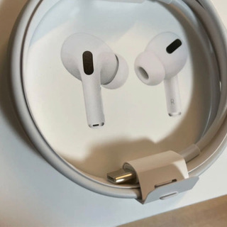 【新品未使用】USB-C to Lightning   AirPods Pro ライトニングケーブルの画像