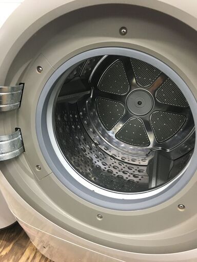 H024 Panasonic 洗濯容量9.0kgドラム式洗濯機　NA-VR2600L 