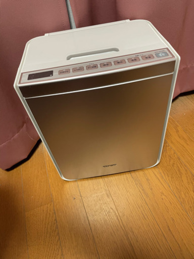 受け渡し者を決定致しました。値下げ　日立 ふとん乾燥機 アッとドライ 時短 スピード速乾 ダニ対策/靴衣類乾燥/静音コース きれいな送風