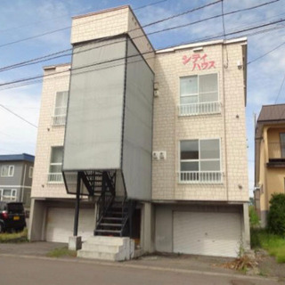【手数料0円！】旭川市10条通 1LDK 1/2階！