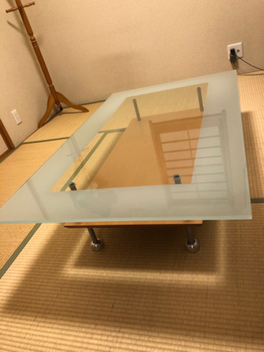 リーンロゼ　スクープ　ガラステーブル