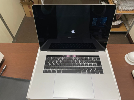 MacBook Pro 15inch 2017 Apple care付き