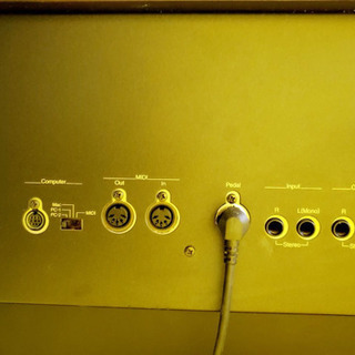 1729番Roland✨電子ピアノ✨HP-330‼️の画像