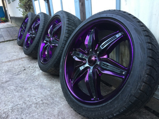 18インチアルミホイール、スタッドレスタイヤ付き(販売済)
