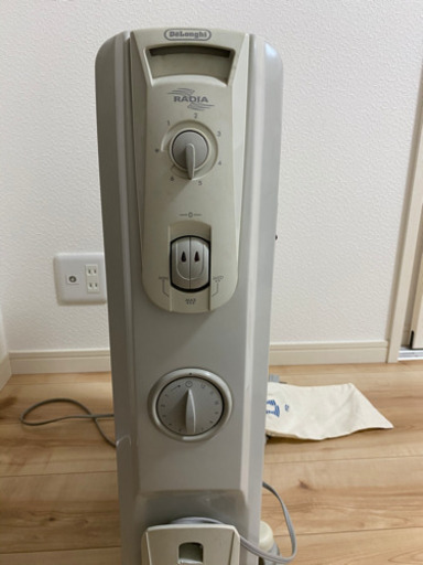 デロンギ　オイルヒーター