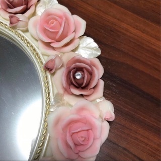 壁掛け薔薇ミラー売ります！の画像