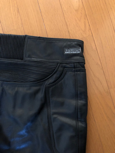 バイク用皮パンツ