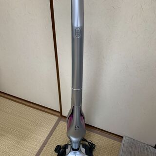 【取引中】■Panasonic製　充電式掃除機 MC-BU100J