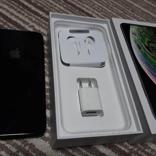 iPhone Xs Max Space Gray 64 GB 超美品