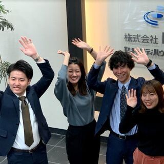 ★年収例 1350万円／31歳【営業系総合職】★年休131日 　富山の画像