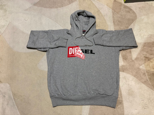 ディーゼル　パーカー　新品同様　サイズL