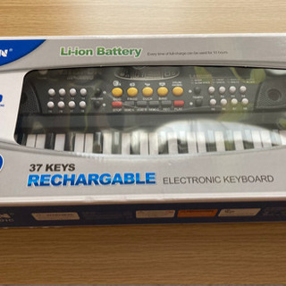 電子キーボード 37鍵盤 多機能 高音質 軽量(マイク付き)