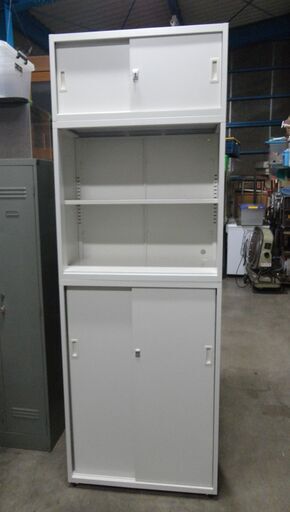 3段連結スチール書庫 カギ付き 事務所 書類整理 設置サイズ 幅80 奥行き40 高さ232cm 分離使用可能 キャビネット 引き戸