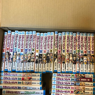 ワンピース漫画　23巻〜66巻とGREEN YELLOWの2冊　合計38冊の画像